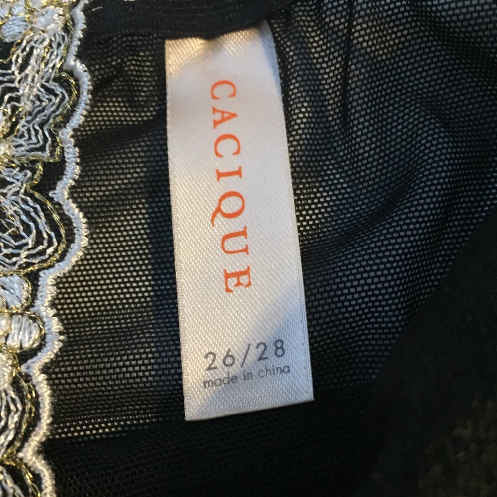 Cacique Intimates - Picture 3 of 3